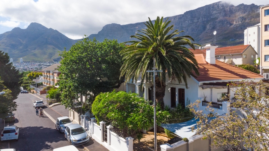 To Let 3 Bedroom Property for Rent in Tamboerskloof Western Cape